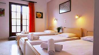 Holiday House Skaros in Honigtal, Agios Georgios North, Pagon