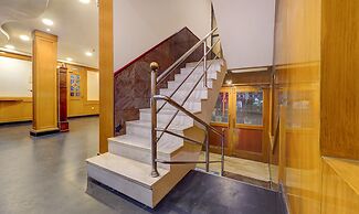 Itsy Hotels Coastal Grand Sathyam