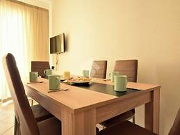 Casa Arborea con Vista Mare