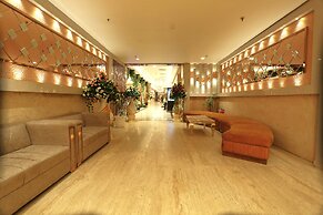 SK KLYDE GRAND HOTEL