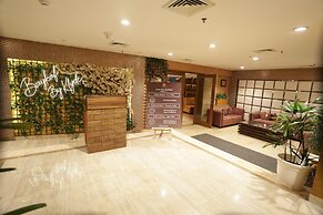 SK KLYDE GRAND HOTEL