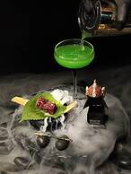 The Globe Hotel Bar and Restaurant