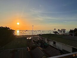 The Globe Hotel Bar and Restaurant