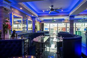 The Globe Hotel Bar and Restaurant