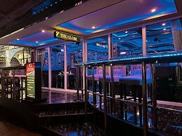 The Globe Hotel Bar and Restaurant