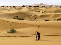 YAKOUT MERZOUGA LUXURY CAMP