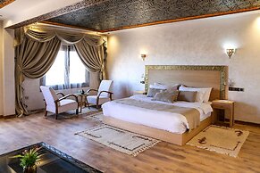 YAKOUT MERZOUGA LUXURY CAMP