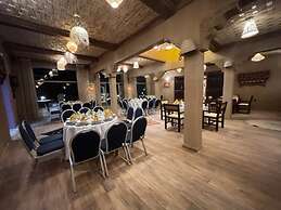 YAKOUT MERZOUGA LUXURY CAMP