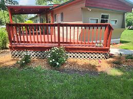 Quiet & Cozy Cottonwood Cottage in Scotia