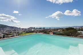 Modern, Chic Penthouse With Mountain, City Sea Views