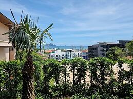 B207-hi-ended Pool Access 1br 300m 2 Ao Nang Beach