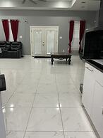 IAH SPHERIC Mini-mansion