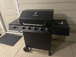 IAH SPHERIC Mini-mansion