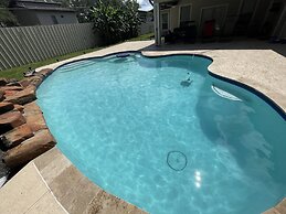 IAH SPHERIC Mini-mansion