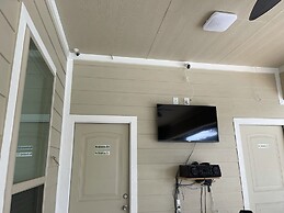 IAH SPHERIC Mini-mansion