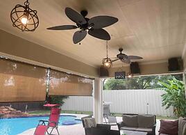 IAH SPHERIC Mini-mansion