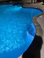 IAH SPHERIC Mini-mansion