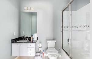 IAH SPHERIC Mini-mansion