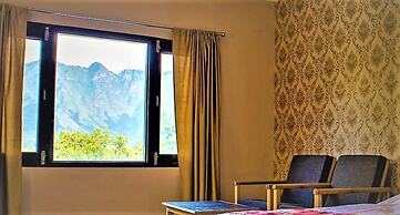 Kashmir Holiday Resort