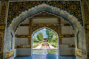 Kashmir Holiday Resort