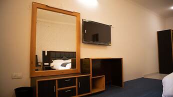 Kashmir Holiday Resort