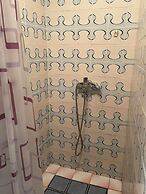 Green Apartment for 3