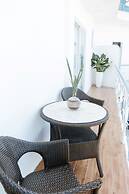 Marina Breeze Resort