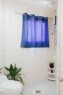 Marina Breeze Resort