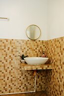 Marina Breeze Resort