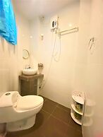 Marina Breeze Resort