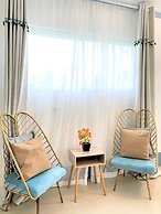 Marina Breeze Resort