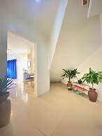 Marina Breeze Resort