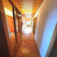 Comfortable Flat in Gorwihl With Balcony
