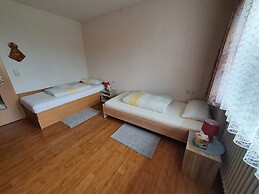 Comfortable Flat in Gorwihl With Balcony