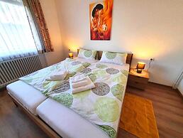 Comfortable Flat in Gorwihl With Balcony