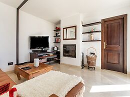 Belvilla by OYO Casa Osita