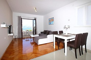 Apartments Dubreta - Superior Two Bedroom Apartment With Balcony