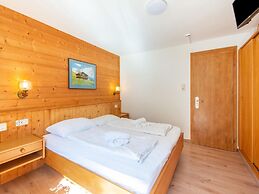 Holiday Apartment for Groups in Oberau