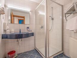 Plush Apartment With Mountain Views