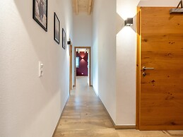 Top Holiday Apartment in Piesendorf