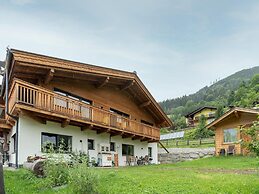 Top Holiday Apartment in Piesendorf