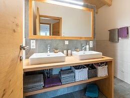 Top Holiday Apartment in Piesendorf