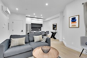 Deluxe Suites Downtown Montreal