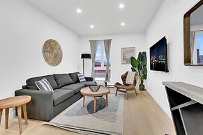 Deluxe Suites Downtown Montreal