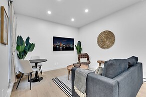 Deluxe Suites Downtown Montreal