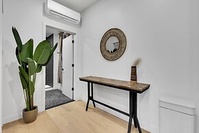 Deluxe Suites Downtown Montreal