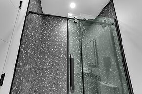 Deluxe Suites Downtown Montreal