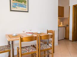 Apartments Vidak - One Bedroom Apartment With Terrace and Sea View -
