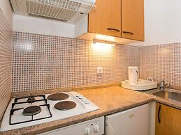 Apartments Vidak - One Bedroom Apartment With Terrace and Sea View -