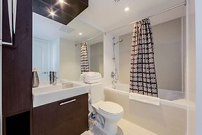 Breathtaking City Views Spacious Fully Furnished Condo - Sleeps 6, Fre